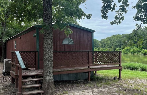 Quinlan Cabin | Waterfront Stateroom Cabin
