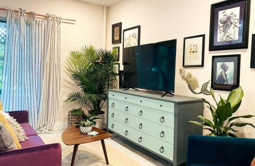 Old Naples House | Waterfront Studio Just minutes to Naples Beaches