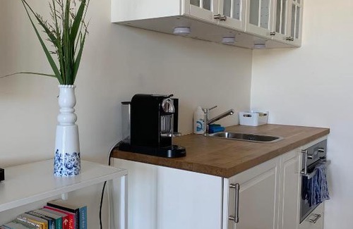 Amsterdam East Bed & Breakfast | Waterfront Studio
