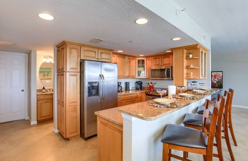 Clearwater Beach Condo | Waterfront Top Floor! Pets Allowed! Walk to Beach, Heated Pool, FREE Activities! ~ 603 Dockside