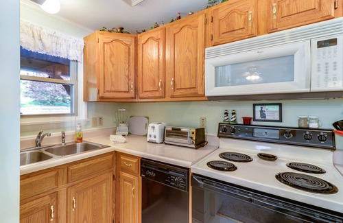 McHenry House | Waterfront Townhouse with Dock and Well-Appointed Deck - Close to Skiing
