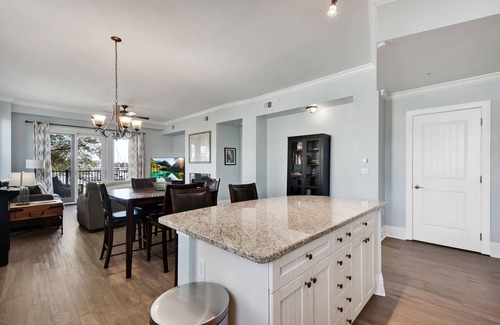 Saint Simons Island Condo | Waterfront Condo - 3 bed/3 bath condo -views of Marina & Frederica River