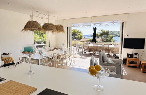 Cap Benat Villa | Waterfront Villa with splendid sea view in the Cap Benat