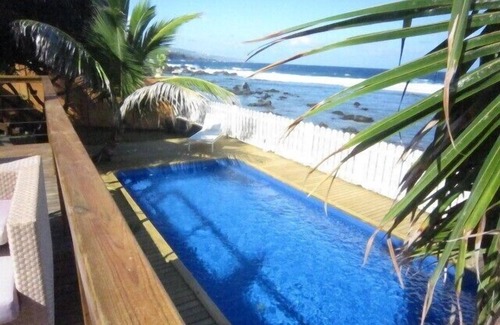 Trois-Bassins Villa | Waterfront villa with swimming pool. Exceptional view