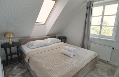 Nida Apartment | Waterfront Villa with Breathtaking Dune & Lagoon Views - Nida at Its Finest