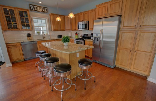 Selbyville House | Waterfront w/Multiple Masters, Great for Family Gatherings