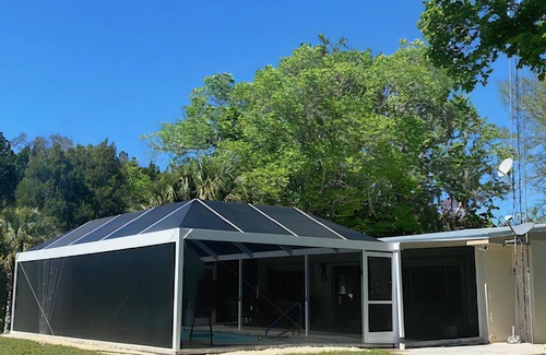 Yankeetown House | WATERFRONT w/pool,2 docks,boat ramp,pet friendly,mins from Gulf & CRYSTAL RIVER