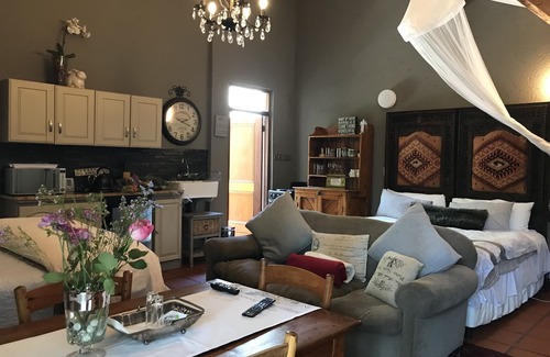 Pretoria Apartment | Waterhouse Guest Lodges 295 Indus Street