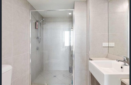 Birtinya Hotel | Waterline at Oceanside