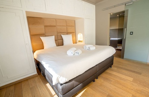 Waterloo House | Waterloo Garden residence