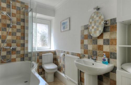 Charmouth Apartment | Waterloo Place
