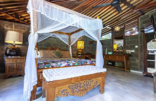 Suraberata Villa | Watermark