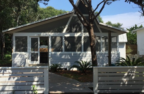 Seagrove Beach House | Watermelon Cottage ~ Just Steps To The Beach ~ Two Blocks To Seaside entrance .