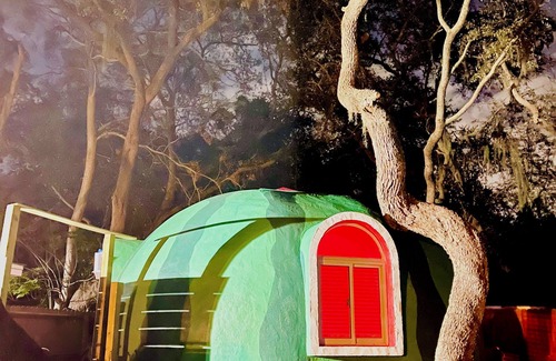 Largo House | 🍉Watermelon Dome ❌not a tent❌
