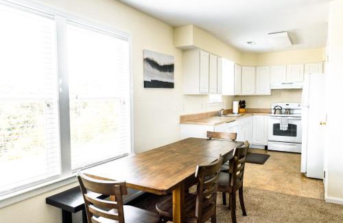 Waves Apartment | Watermen's Cabana 2C - 3-bedroom, 2-bathroom apartment - Walk to beach and access to REAL Watersports