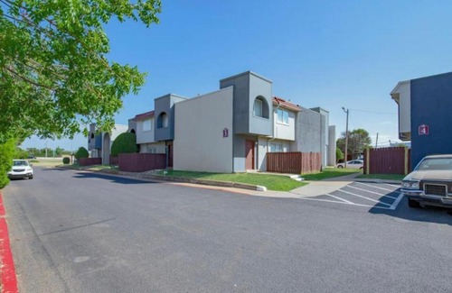 South Oklahoma City Apartment | waterpoint view