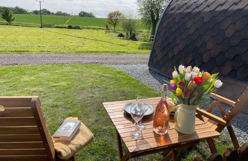 Woodbridge Apartment | Waterpump Pod for 2 adults with ensuite in the Suffolk Countryside