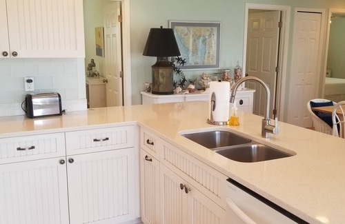 Placida House | WATERS EDGE-60 ft private dock, free concierge service on check in/out days!