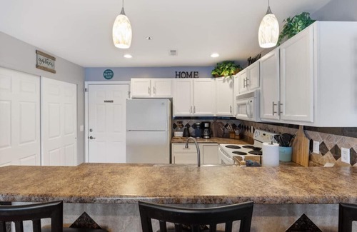 Osage Beach Condo | Waters Edge-Amazing Lakeview, Deck, Pools , Beach
