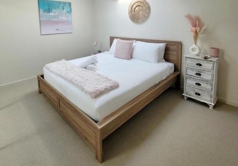 Rye Apartment | Waters Edge Apartment