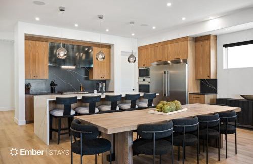 St. George House | Waters Edge at Desert Color