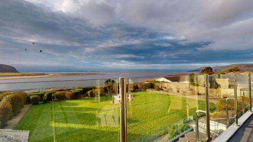 Deganwy House | Waters Edge
