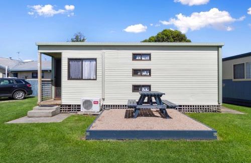 Lakes Entrance Resort | Waters Edge Holiday Park