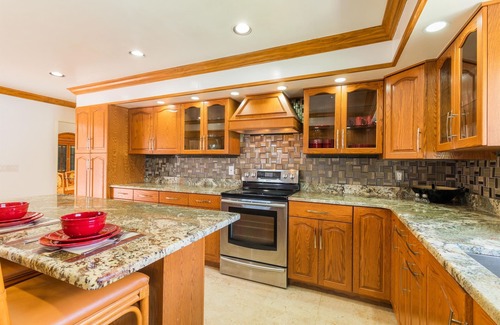 Lauderhill House | Waters Edge Manor | Lake View + Pool!