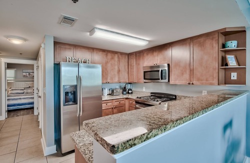 Fort Walton Beach Condo | Waterscape 4th Flr B side with Courtyard views - on the beach -