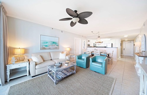 Fort Walton Beach Condo | Waterscape B101 ~ 3BR Ground Floor Oceanfront Condo ~ Easy Pool/Beach Access