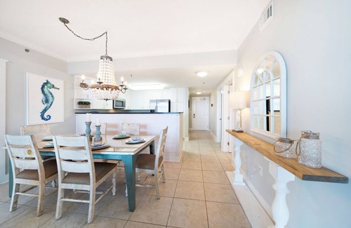 Fort Walton Beach Condo | Waterscape B101 ~ 3BR Ground Floor Oceanfront Condo ~ Easy Pool/Beach Access