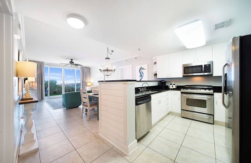Fort Walton Beach Condo | Waterscape B101 ~ 3BR Ground Floor Oceanfront Condo ~ Easy Pool/Beach Access