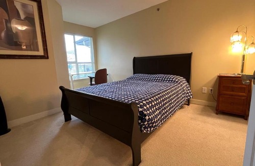 North End Apartment | WATERSCAPES RESORT KELOWNA 2 FULL BEDROOMS SUITE VACATION RENTALS, SHORT TERM RENTALS.