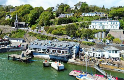 Cobh Hotel | WatersEdge Hotel