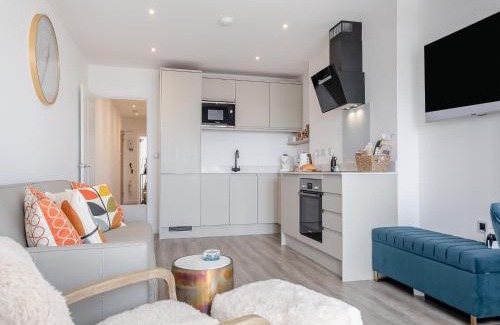 Ventnor Apartment | Waterside