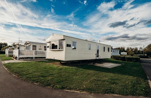 Grimsby Other | Waterside, Thorpe Park Cleethorpes Static Caravan