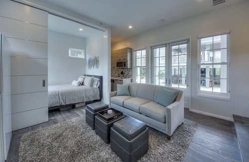 WaterSound Beach House | Watersound Beach. Gated, Exclusive use of pool, outdoor kitchen, dining, living