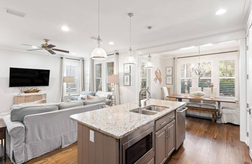 WaterSound West Beach House | Watersound West - Golf Cart - 4 Bikes - Pet Friendly