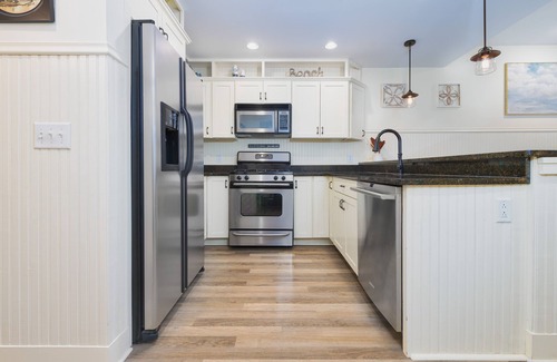 South Haven Condo | Watertown Haven heated pool Marina District