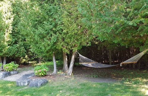 Saugeen Shores Cottage | Waterview Executive Cottage - Port Elgin, Ontario