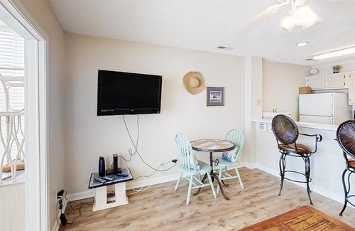 North Myrtle Beach Apartment | Waterway Landing 210-B