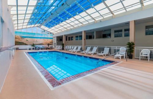 North End Hotel | Watson's Regency Suites