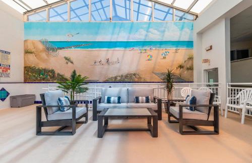 North End Hotel | Watson's Regency Suites