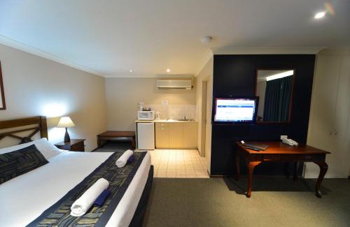 Wattle Grove Hotel | Wattle Grove Motel