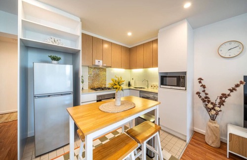 Adelaide Central Business District Apartment | Wattle on Morphett - Central CBD WiFi