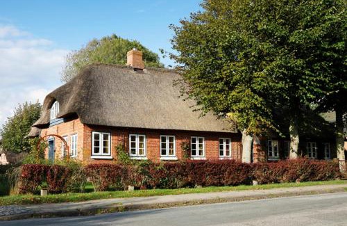 Oldsum House | Wattwanderer