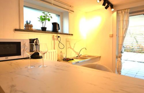 Oostduinkerke-Bad Apartment | Wave Rider's Nook