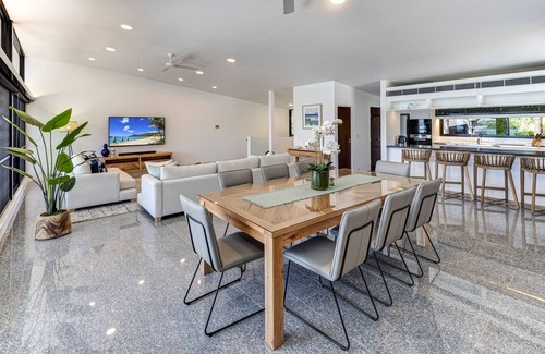 Hamilton Island House | Waves 7 - Hamilton Island