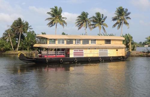 Alappuzha House | Waves Beach Homestay