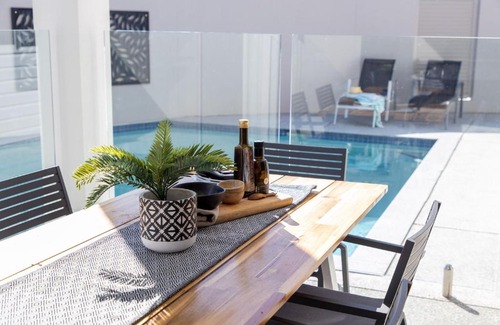 Mount Coolum House | Waves Beach House